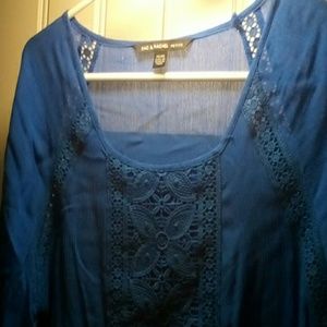 Knitted bloue butterfly sleeves